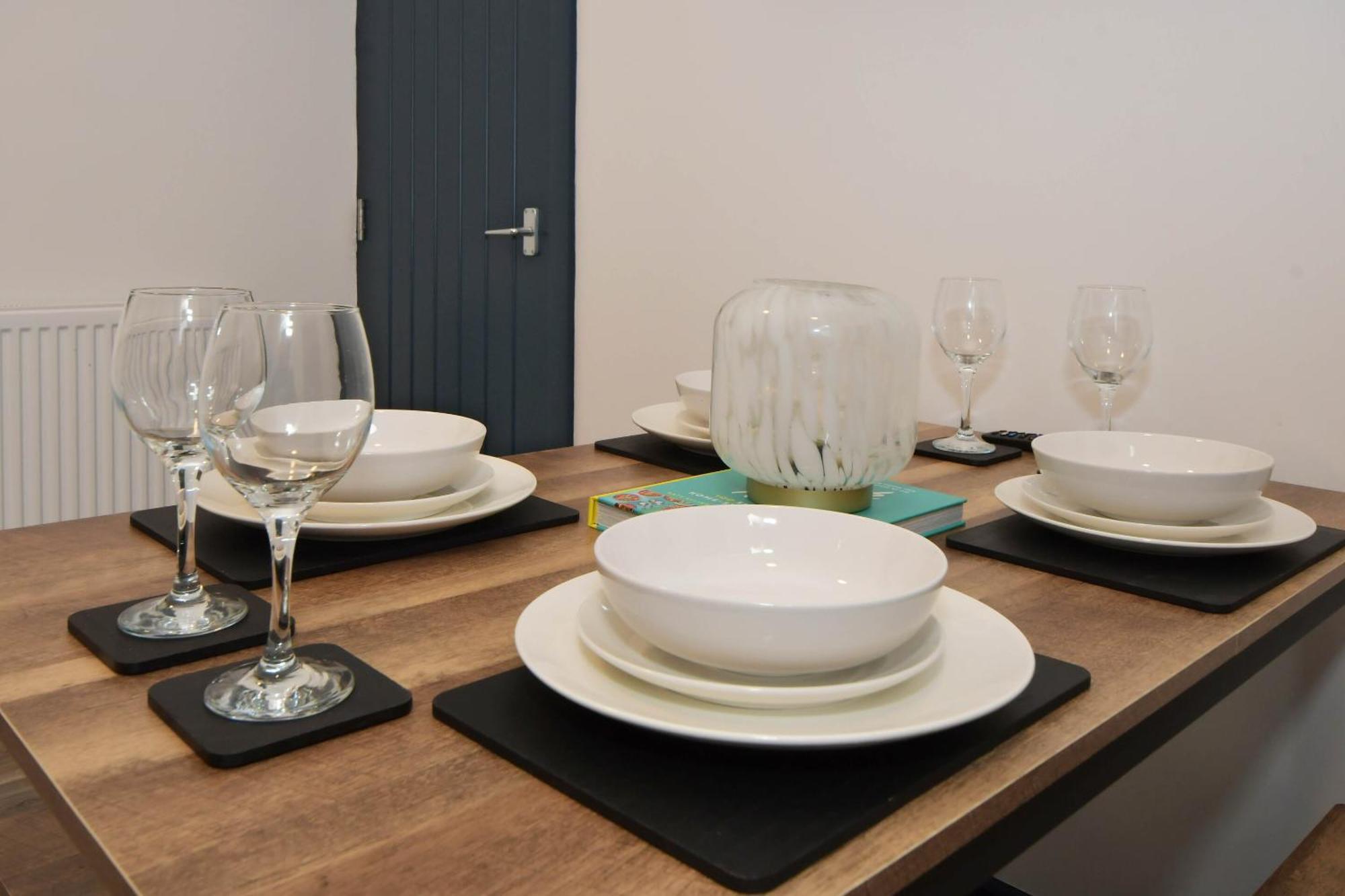 Stay At Shobnall Road Rooms And Studios Burton Eksteriør bilde