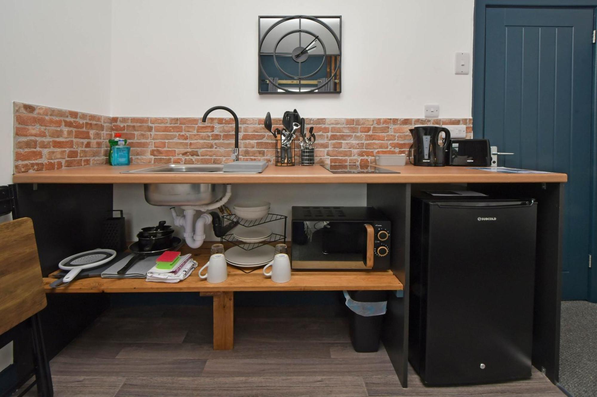 Stay At Shobnall Road Rooms And Studios Burton Eksteriør bilde