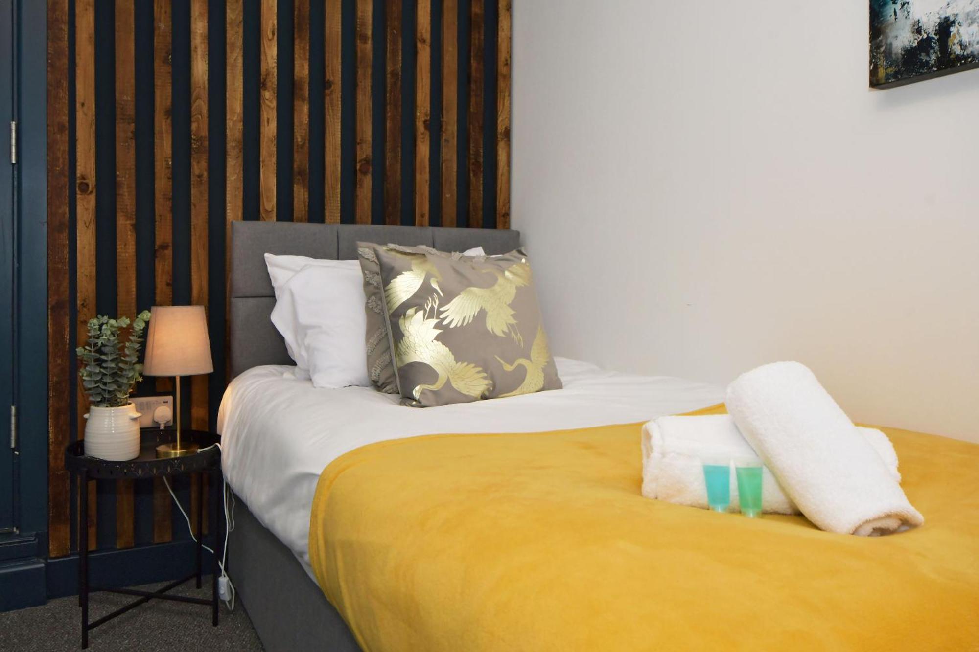 Stay At Shobnall Road Rooms And Studios Burton Eksteriør bilde